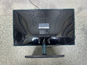 Б/в Монітор Samsung s24d390hl 01-201132037
