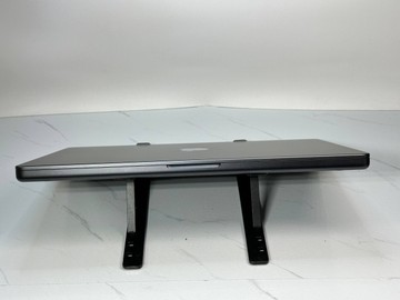 Б/у Ноутбук Apple macbook pro 16 a3429 / apple m5 max / ram 48gb / ssd 2tb / 40 core gpu 01-201103840