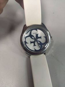 01-18906170: Guess w0911l1