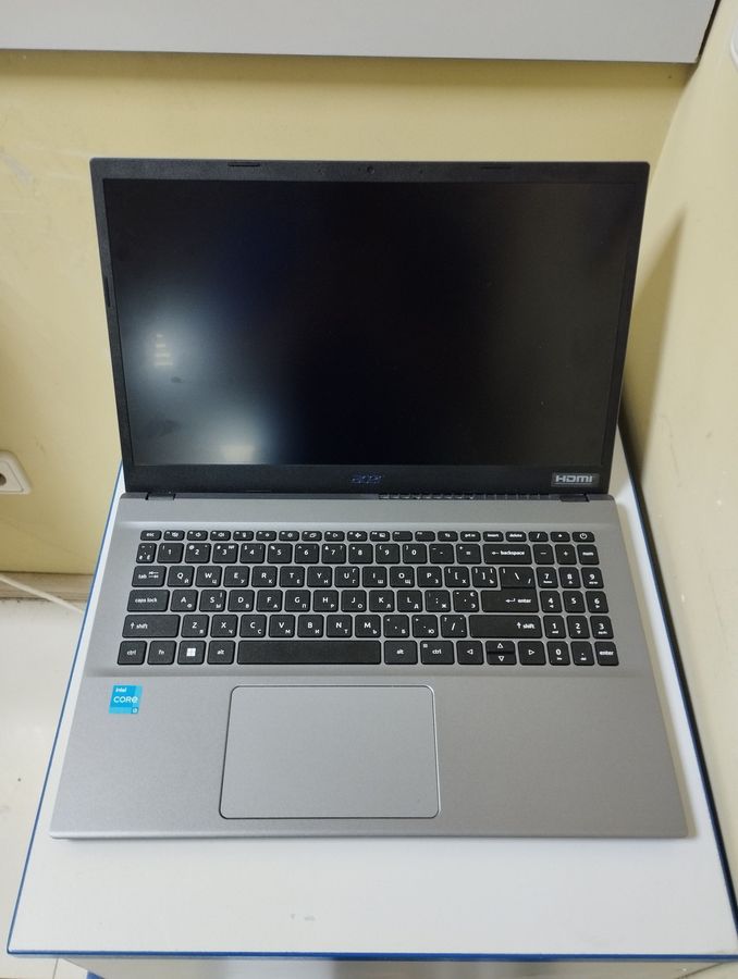 15/core i3-1215u ddr5/16gb ddr5/hdd *відсутній/ssd 512 gb/*інтегрована