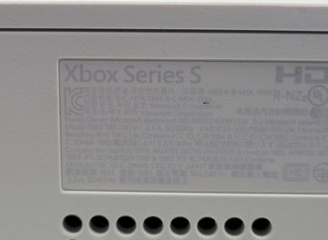 01-200628900: Microsoft xbox series s 512gb