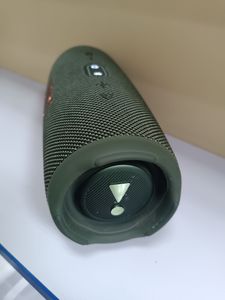 01-200784090: Jbl charge 5