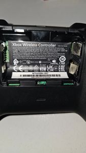 01-200792122: Microsoft 1914 xbox wireless controller