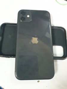 Б/в Мобільний телефон Apple iphone 11 64gb 01-200802095