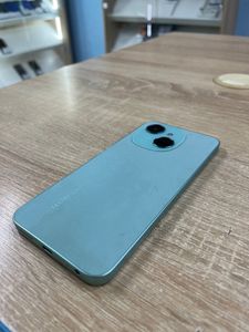 Б/у Мобильний телефон Tecno spark go 1 kl4 3/64gb 01-200804914