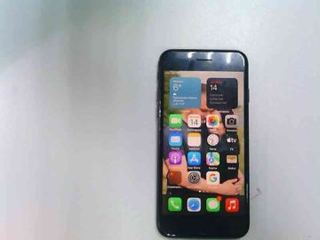 Б/у Мобильный телефон Apple iphone 7 32gb 01-200807884