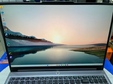 Lenovo 16/core i7-14650hx ddr5/32gb ddr5/hdd *відсутній/ssd 1000 gb/geforce rtx4070 8gb