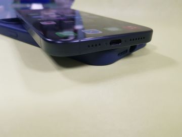 Б/у Мобильный телефон Apple iphone 15 pro max 256gb 01-200834676