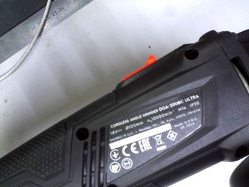 Б/в Кутова шліфмашина Dnipro-M dga-200bc ultra 1акб 4ah зп 01-200847182