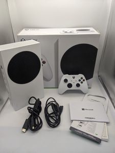 Б/в Ігрова приставка Microsoft xbox series s 512gb 01-200854138