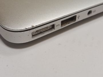 Б/в Ноутбук Apple macbook air 2015 a1466 13,3" core i5 1.6ghz/ ram8gb/ ssd1tb/hd 6000 01-200874047