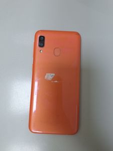 Б/в Мобільний телефон Samsung galaxy a20e sm-a202f 3/32gb 01-200881102
