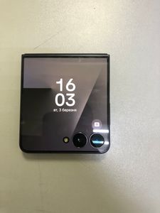 Б/в Мобільний телефон Samsung galaxy flip7 12/512gb 01-200887810