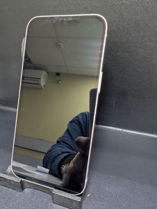 Б/в Мобільний телефон Apple iphone 13 128gb 01-200900840