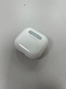 Б/в Навушники Apple airpods 4 with active noise cancellation 01-200905271