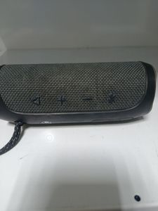 Б/у Акустика Jbl flip essential 2 01-200911894