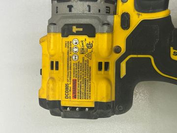 Б/у Шуруповерт Dewalt dcd805 1акб 6ah зп 01-200919955