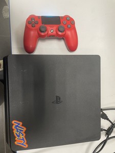 Б/у Игровая приставка Sony playstation 4 slim 500gb 01-200927916