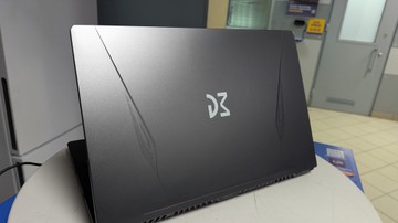 Б/в Ноутбук Dream Machines 15/core i7 9750h ddr4/16gb ddr4/ssd 1000 gb/geforce rtx2080 max-q 8gb 01-200937347
