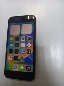 Б/в Мобільний телефон Apple iphone 8 64gb 01-200948847