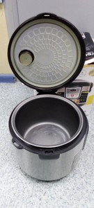Б/в Мультиварка Rotex rmc507-b 01-200954570