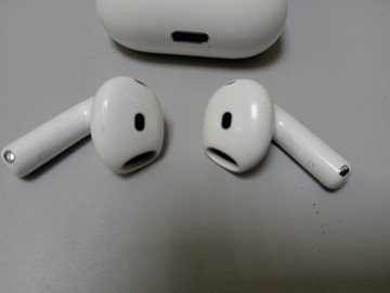 Б/в Навушники Apple airpods 4 01-200962848