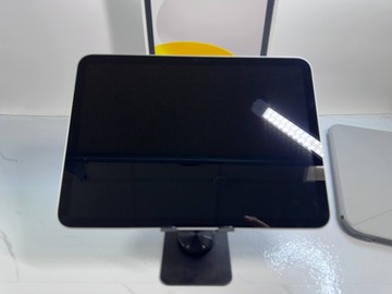 Б/у Планшет Apple ipad 2025 wi-fi 128gb 01-200964466