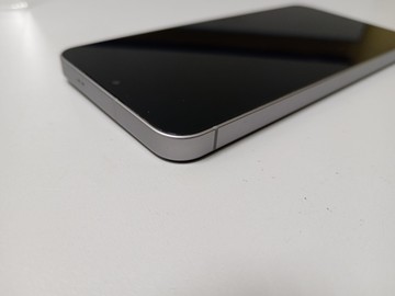 Б/в Мобільний телефон Samsung galaxy s25 12/256gb 01-200975790