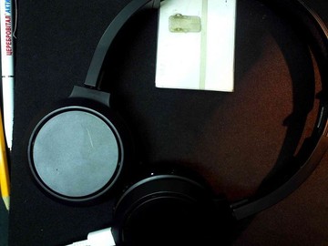 Б/в Навушники Philips wireless mic 01-200982990
