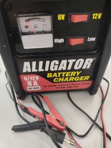 Б/у Автомобильное зарядное устройство Alligator ac804 01-200999327