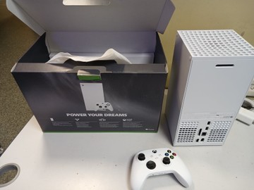 Б/в Ігрова приставка Microsoft xbox series x 1 tb all-digital robot 01-201002356