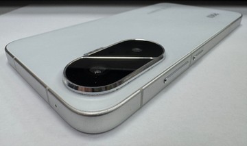 Б/в Мобільний телефон Poco f7 12/256gb 01-201020874