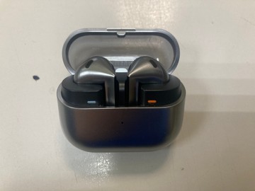 Б/в Навушники Samsung galaxy buds3 01-201110612
