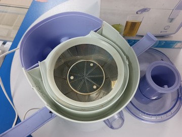 Б/у Соковыжималка Vitek vt-1633 01-201116300