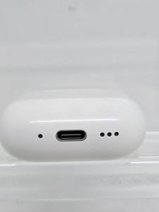 Б/в Навушники Apple airpods 4 with active noise cancellation 01-201052967