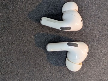 Б/в Навушники Apple airpods pro 2nd generation 01-201101556