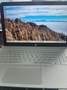 Hp 15/core i5 6200u ddr3/16gb ddr3/hdd 500 gb/ssd 512 gb/geforce 940m 2gb