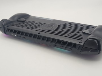 Б/в Ігрова приставка Msi claw a1m 512 gb 01-201160507