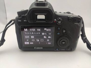 01-200281480: Canon eos 6d body