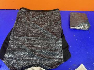 Б/в  China noname 2шт 16-000229358