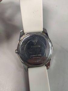 01-18906170: Guess w0911l1