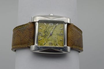 01-200420034: Alviero Martini pcd205