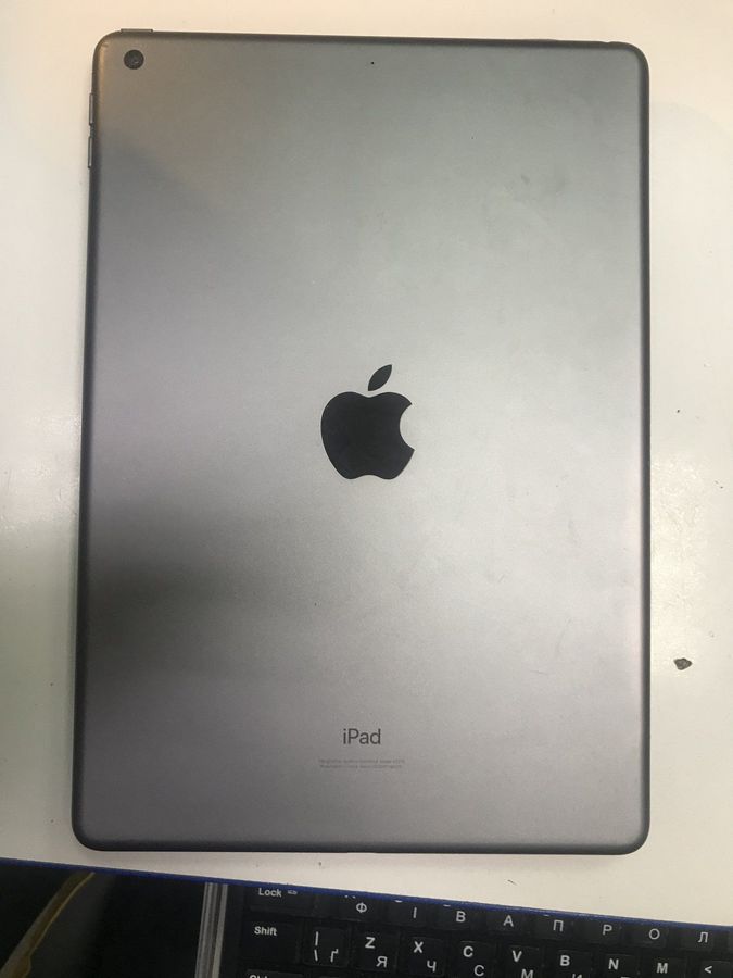 Apple a2270 ipad 8gen 32gb