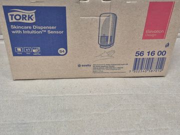 01-200621629: Tork elevation 561600