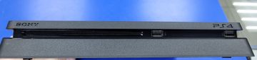 01-200628046: Sony playstation 4 slim 1tb