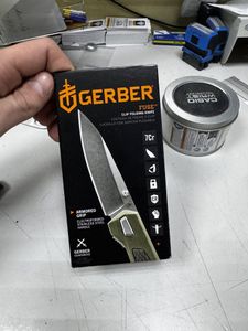 01-200771435: Gerber fuse зелений