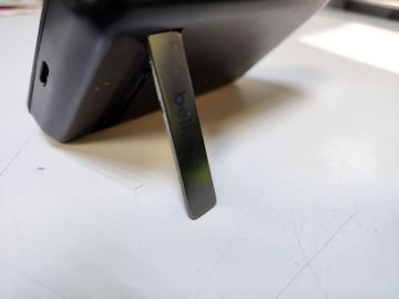 01-200770379: Belkin boostcharge magnetic wireless power bank 5k + stand