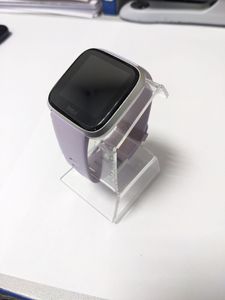 01-200784845: Fitbit versa lite