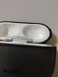 01-200796510: Apple airpods pro 2nd generation with magsafe charging case usb-c