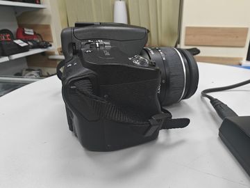 Б/в Фотоапарат Sony alpha dslr-a390 + dt sam ii 18-55mm f/3,5-5,6 01-200803631